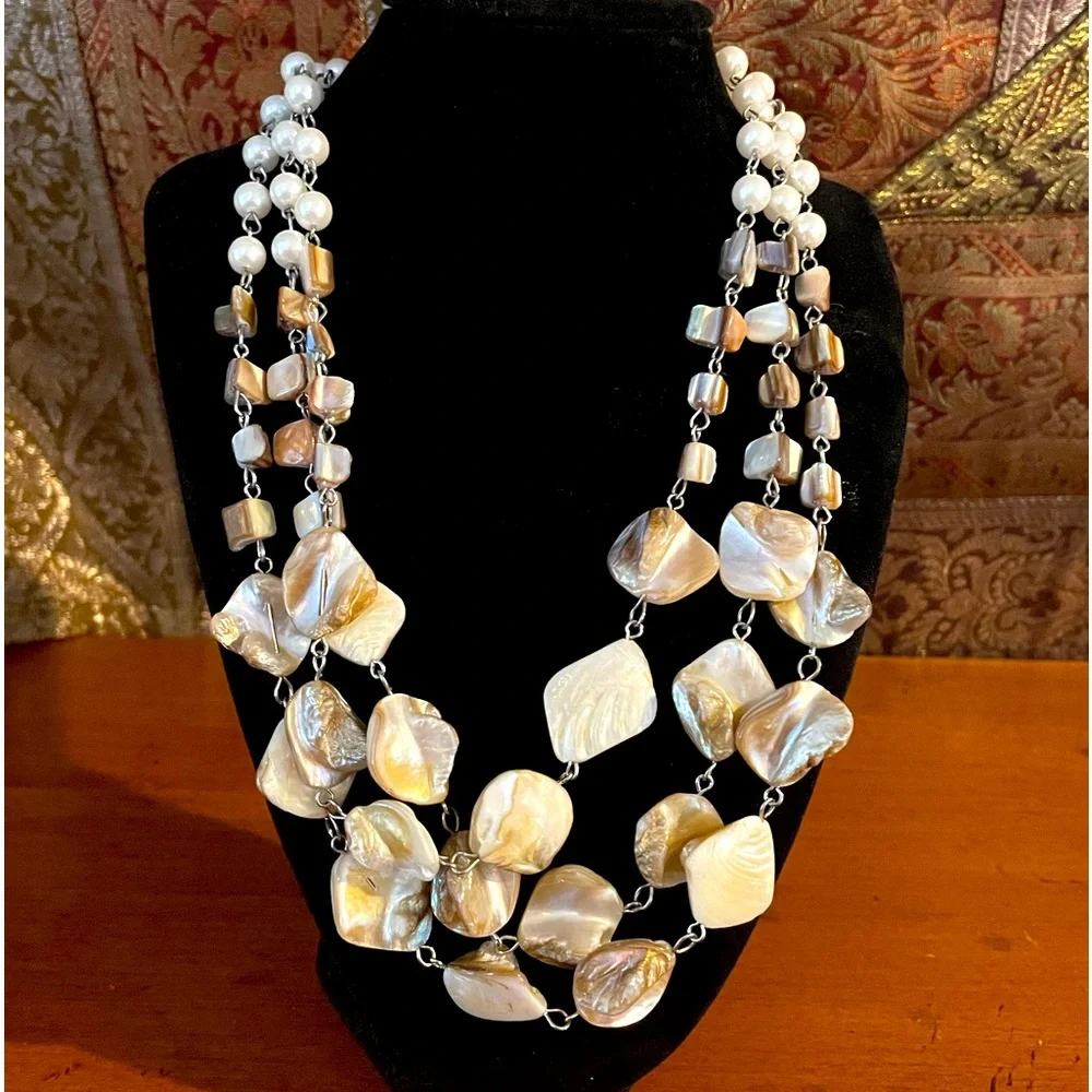 Beautiful Vintage Faux Pearl & Nuetral Color Beaded 3 Strand Necklace~ Pre-loved - Picture 1 of 6